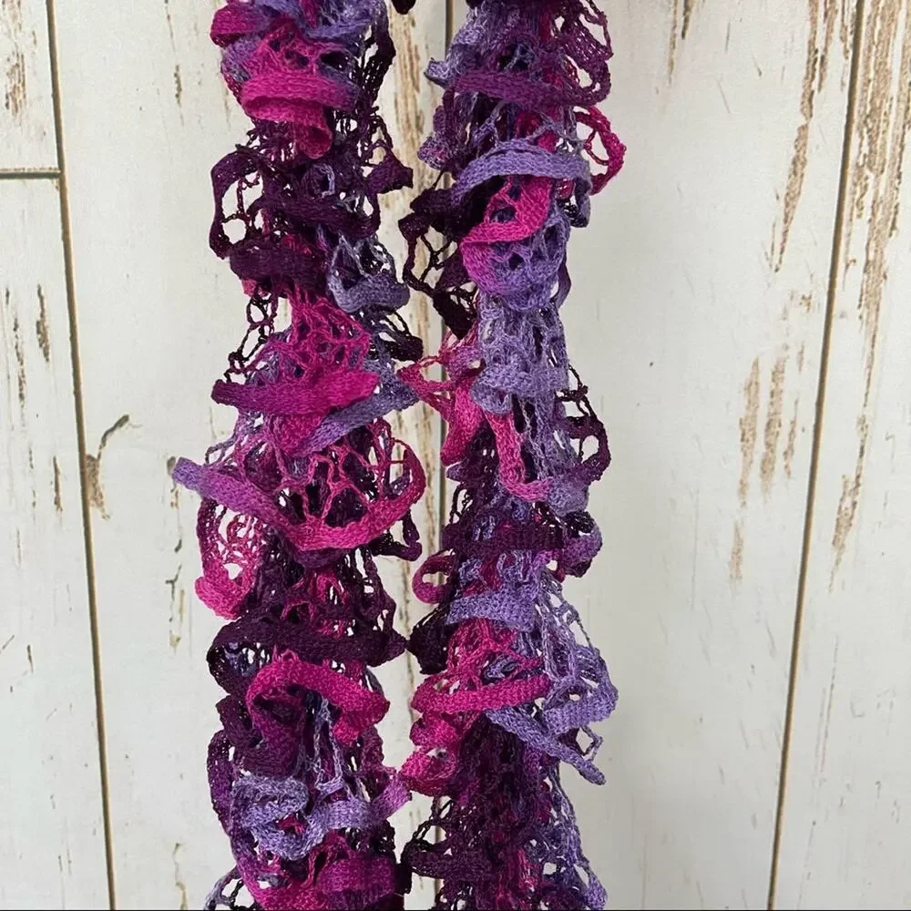 Handcrafted Scarf, Beautiful Purple/Pink color. Excellent condition! 90” Length